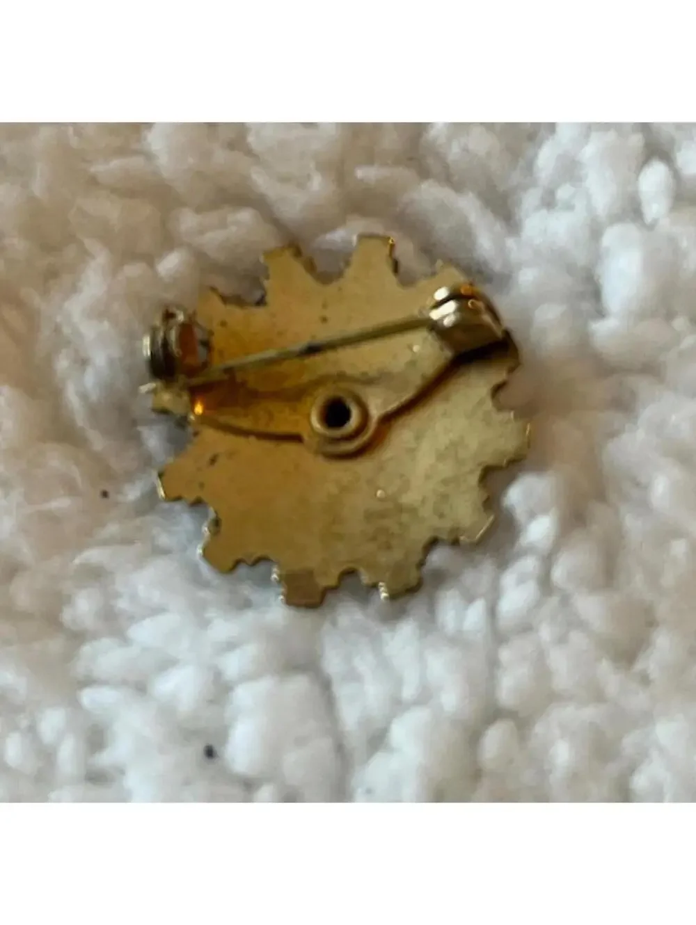 Vintage Gold Tone Starburst Brooch with Pearl Center